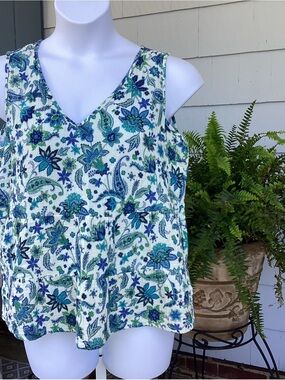 Grace and Karma Blue & Green Floral V-Neck Tiered Camisole Top
